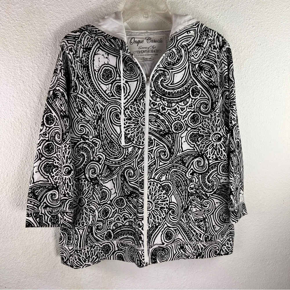 ONQUE CASUALS Hooded Jacket. Black & White. Zip front. Bling on pockets. Large